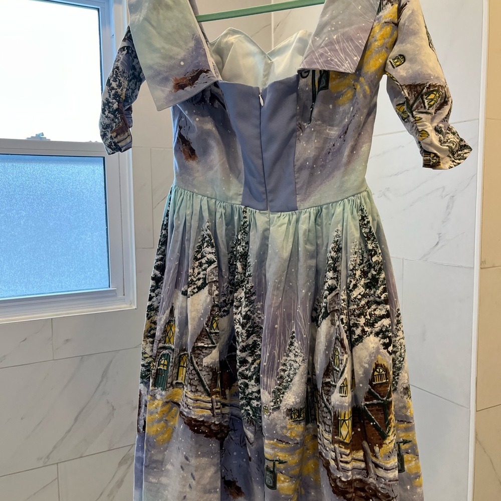 Bernie Dexter Winter Village Print Midi Dress - Picture 4 of 7